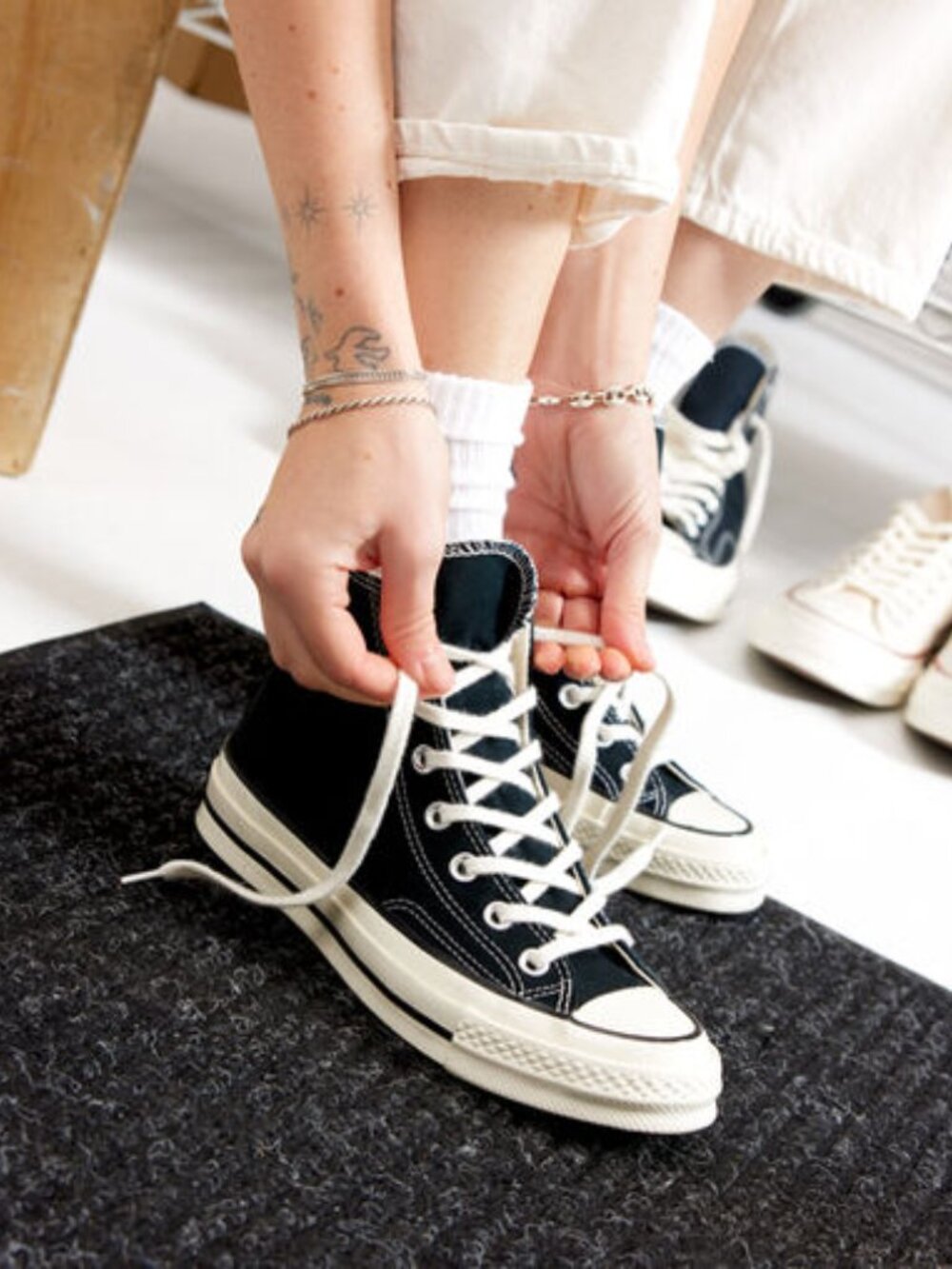 Converse Chuck 70 Vintage High-Top Sneakers - Black / W8